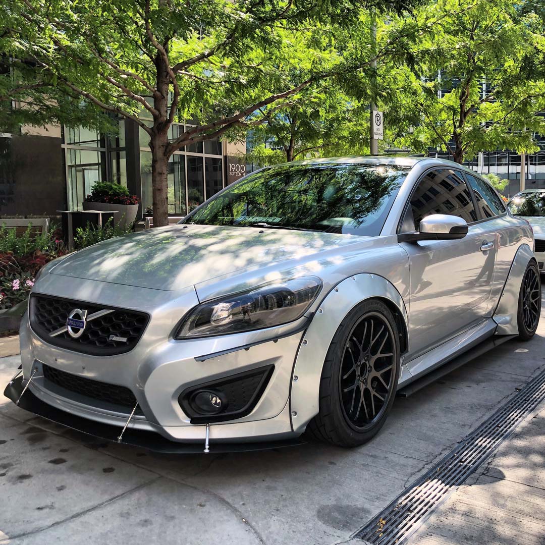 Widebody Volvo C30 Clinched Fender Flares